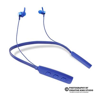 Ckstudio shot of blue wireless earphones on white background — Mobile Accessories Shoot