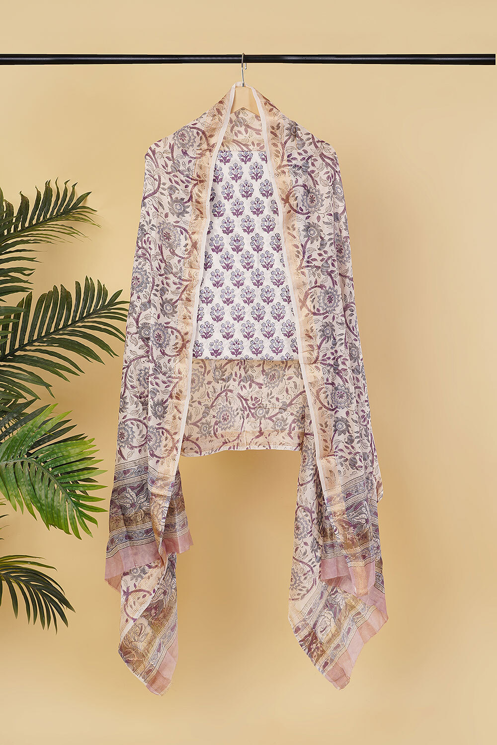Kurti set flat product photography