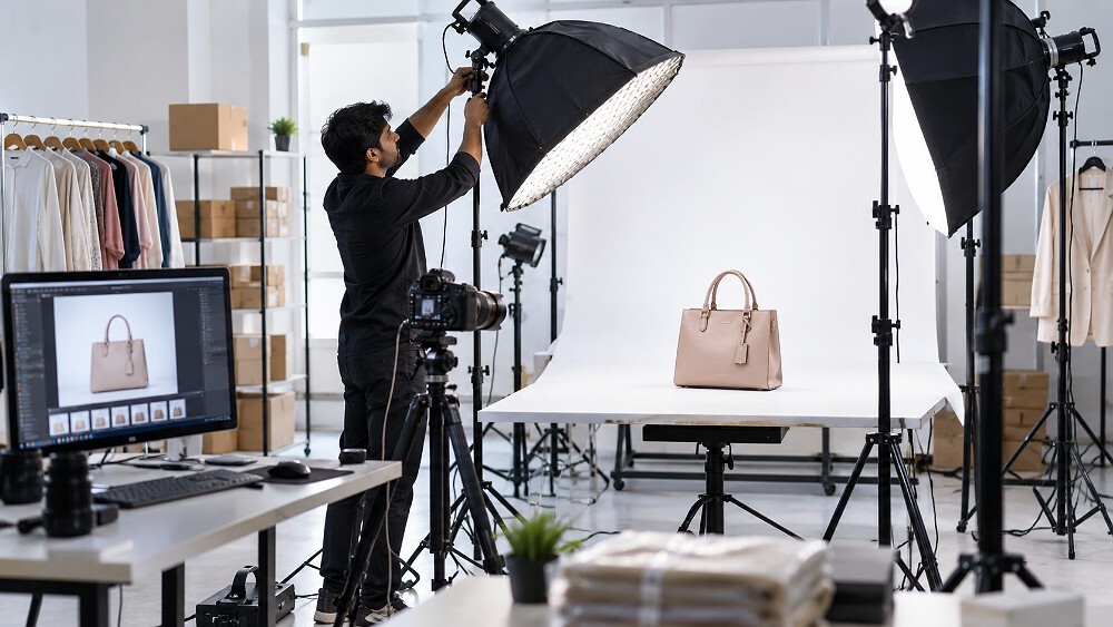 Behind the scenes of indian standard ecommerce photography studio professional product photography session — photographer