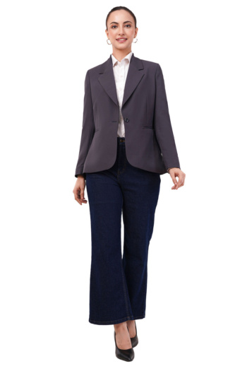 Ckstudio shot of model wearing blazer and jeans on white background, Commercial Product Photography