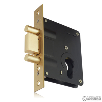 door lock photography