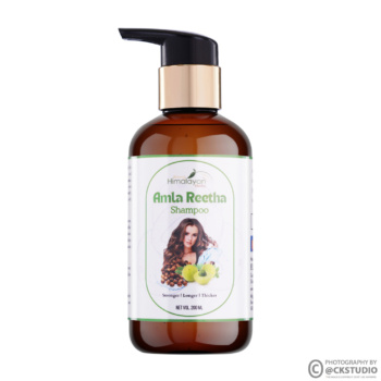 hair accessiores shampoo oil conditioner serum softner photography