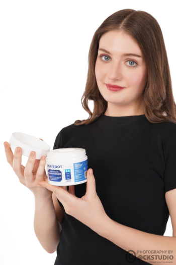 hair accessiores shampoo oil conditioner serum softner photography