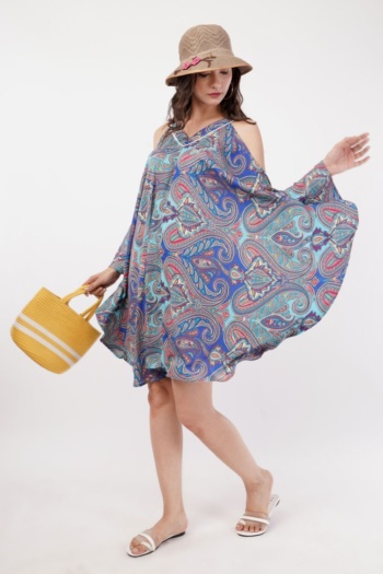 Shot of model wearing paisley cold-shoulder dress and hat on white background — Ckstudio Commercial Product Photography