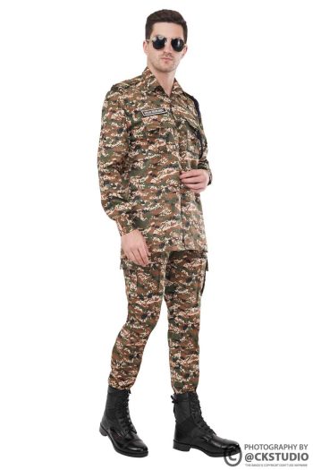 Shot of man wearing camouflage uniform on white background — Ckstudio Fashion Photography