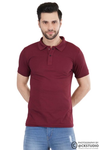 Burgundy polo shirt on male model, studio white background, Fashion Photography shot — Ckstudio