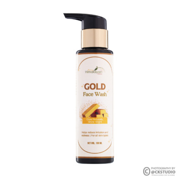 skincare face wash serum suncream moisturizer hair removel body lotion photography