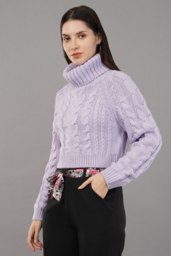 Ckstudio shot of model wearing lavender cable knit turtleneck sweater on gray background, E-Commerce Photography