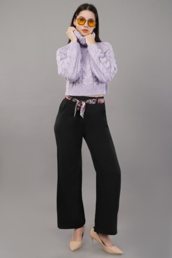 B) model wearing lilac sweater and black pants, shot on gray background — Ckstudio, Commercial Product Photography